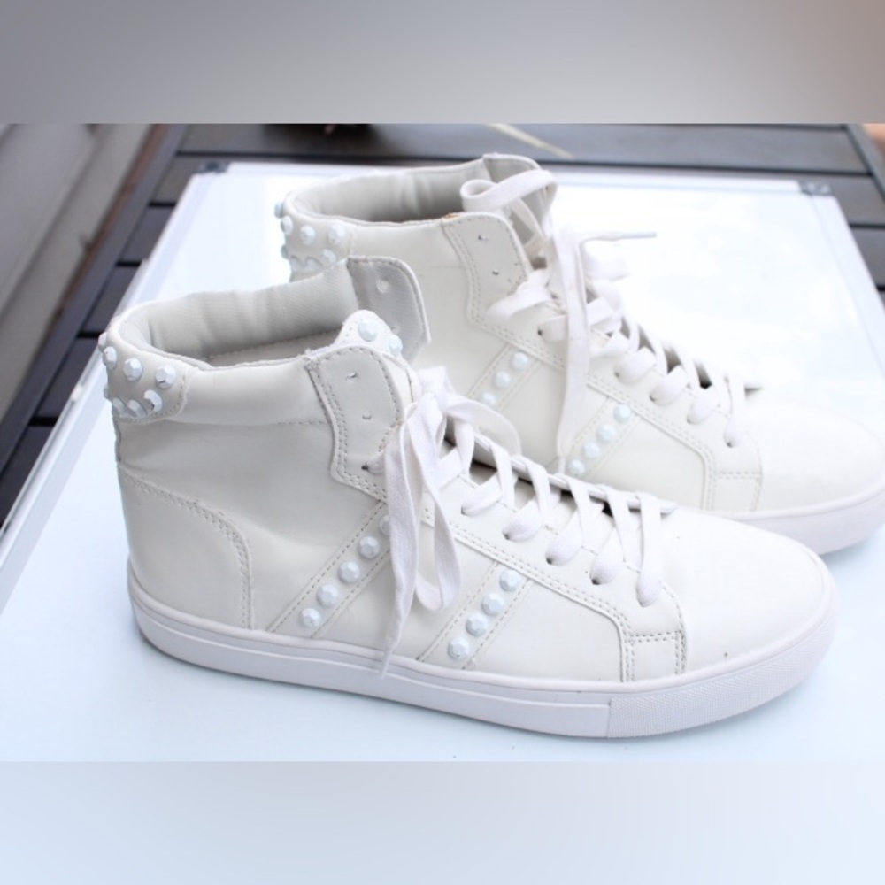 Steve Madden Studded sneakers